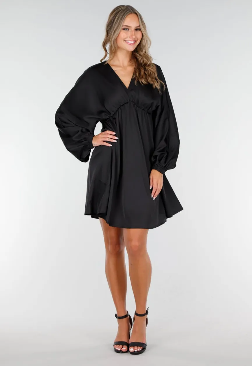 Zwarte Satijnen Longsleeve Skater Jurk