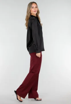 Zwarte Satijnlook Blouse met Lange Mouwen en Knoopsluiting