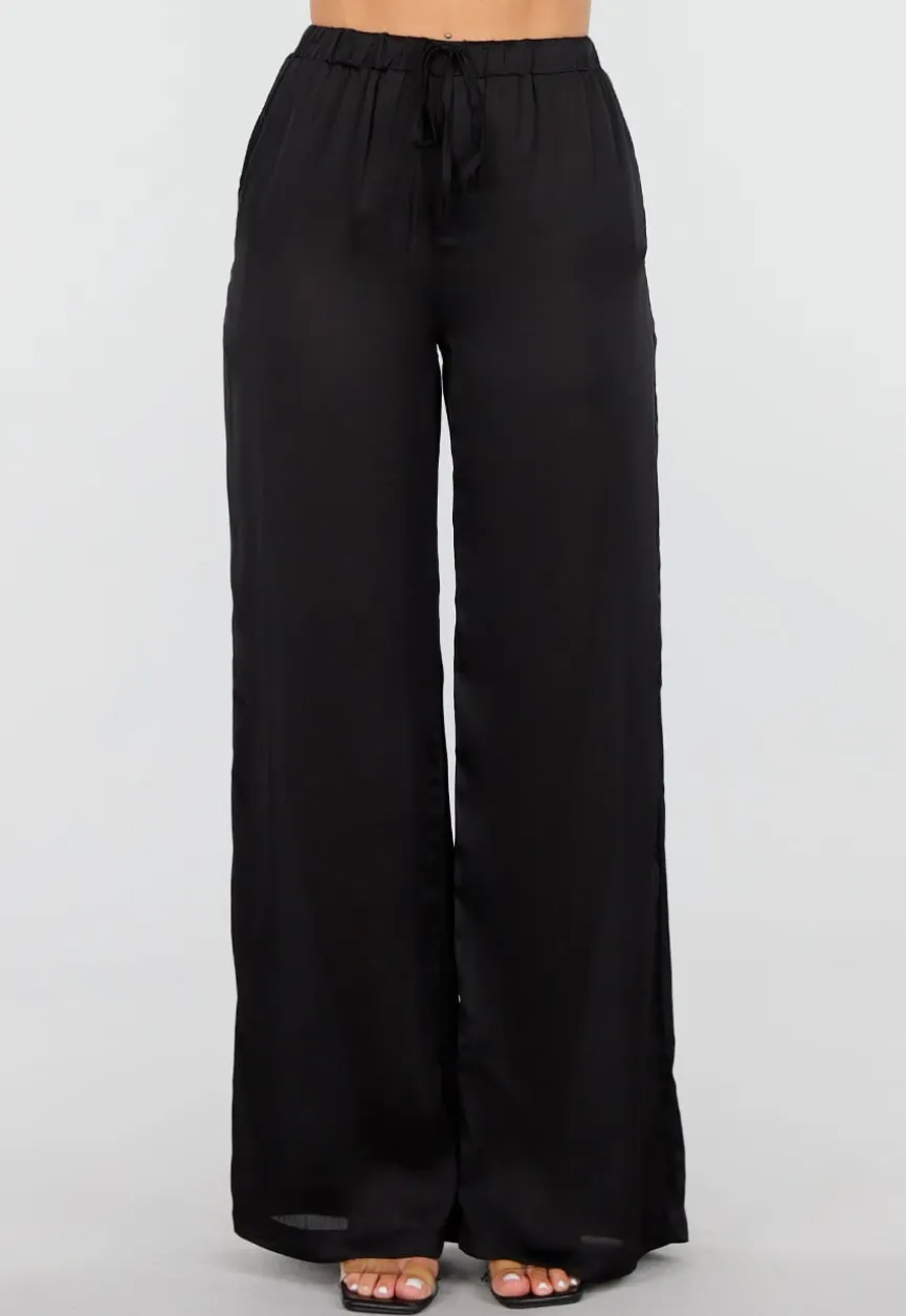 Zwarte Satijnlook Set Met Blouse en Wide Leg Broek