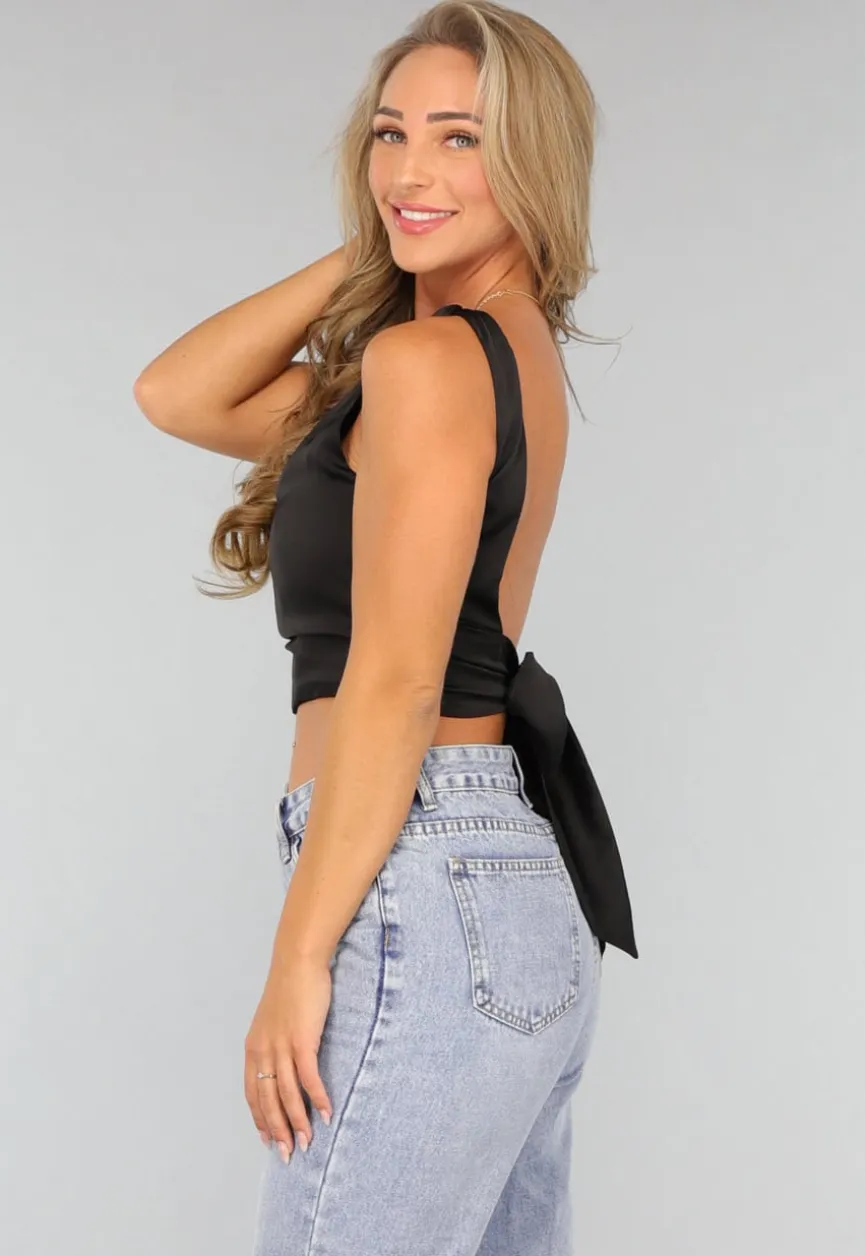 Zwarte Satin Top met Strikdetail