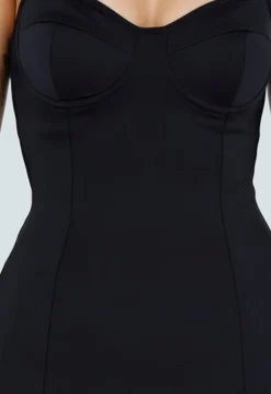 Zwarte Shapewear Onderjurk met Beugel Cups