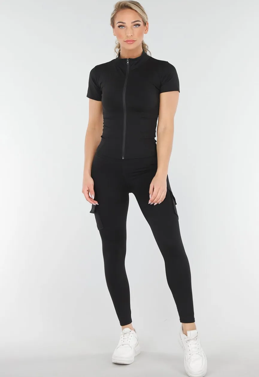 Zwarte Sportset met Cargozakken en Scrunch