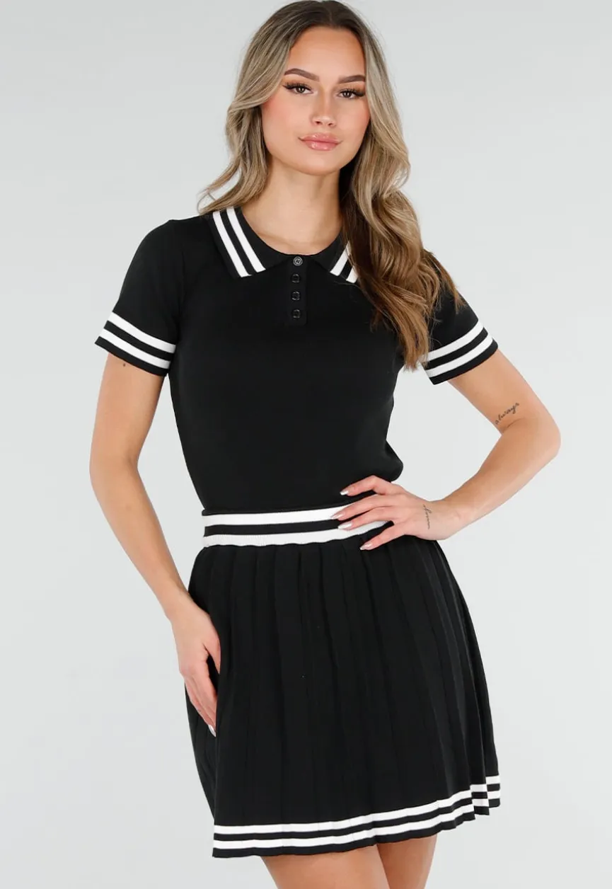 Zwarte Stretch Set met Polo Top en Plissé Rok