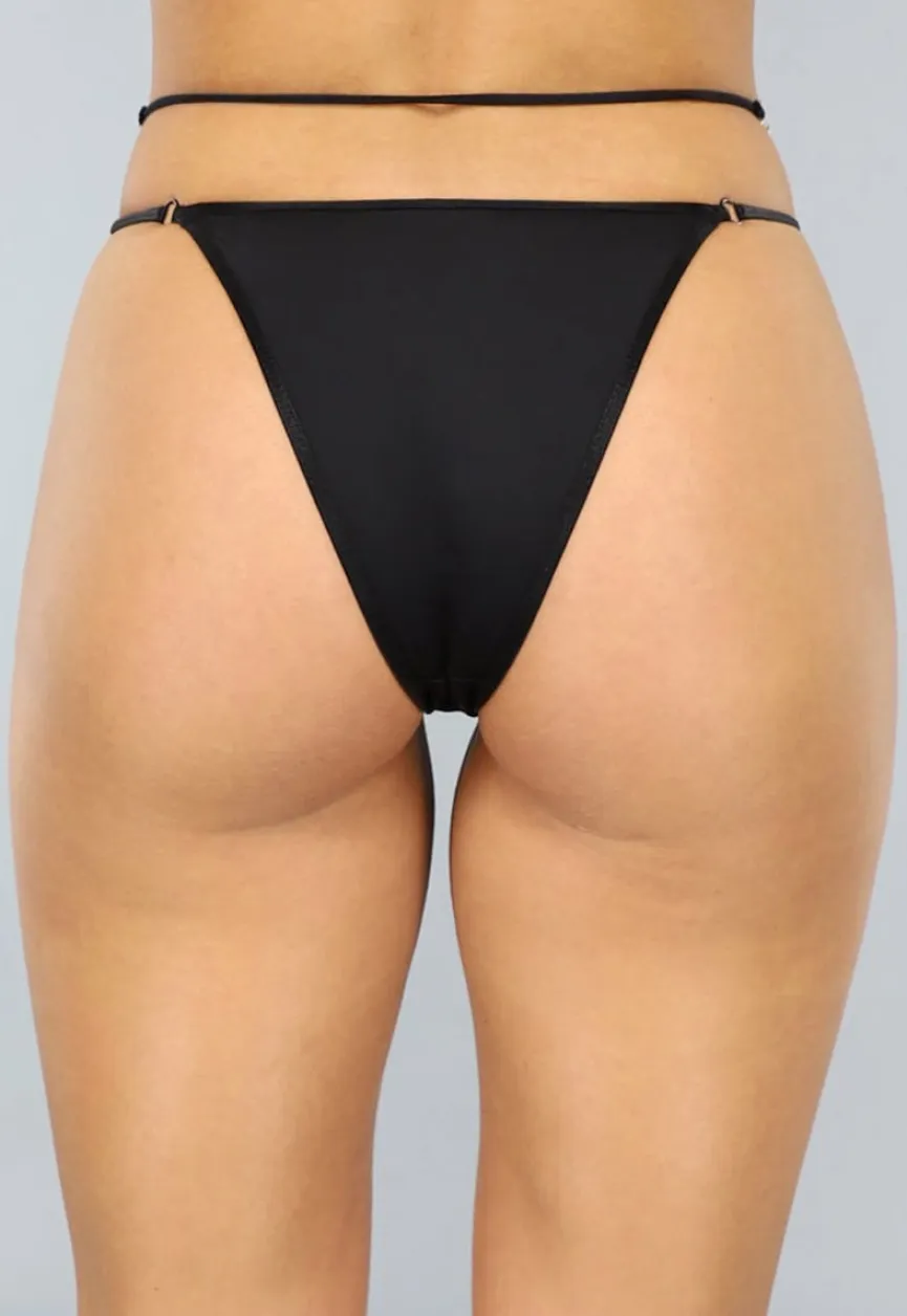 Zwarte Tanga Slip met Zilveren Buikketting