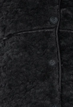 Zwarte Teddy Bontjas met Knoopsluiting