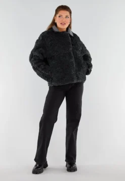 Zwarte Teddy Bontjas met Knoopsluiting