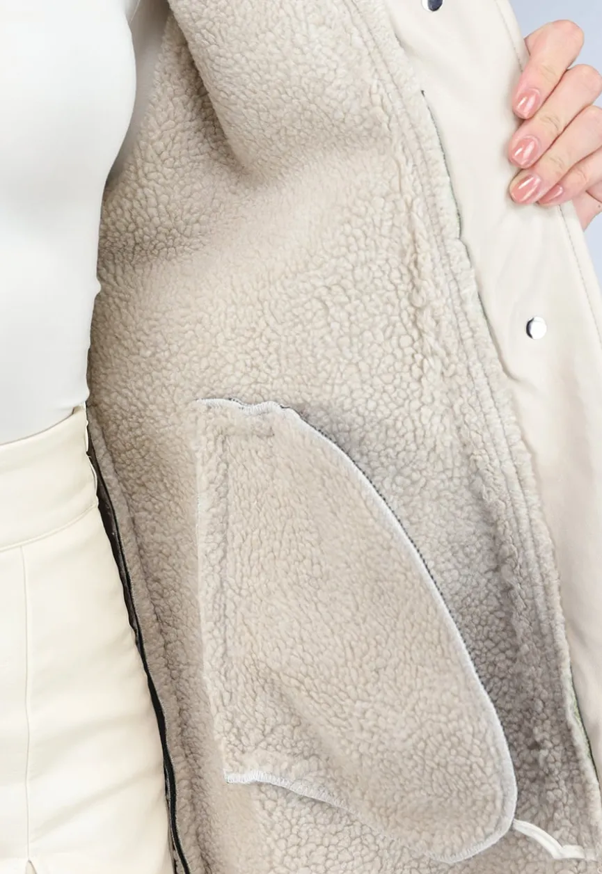 Zwarte Teddy Trenchcoat met Bontkraag
