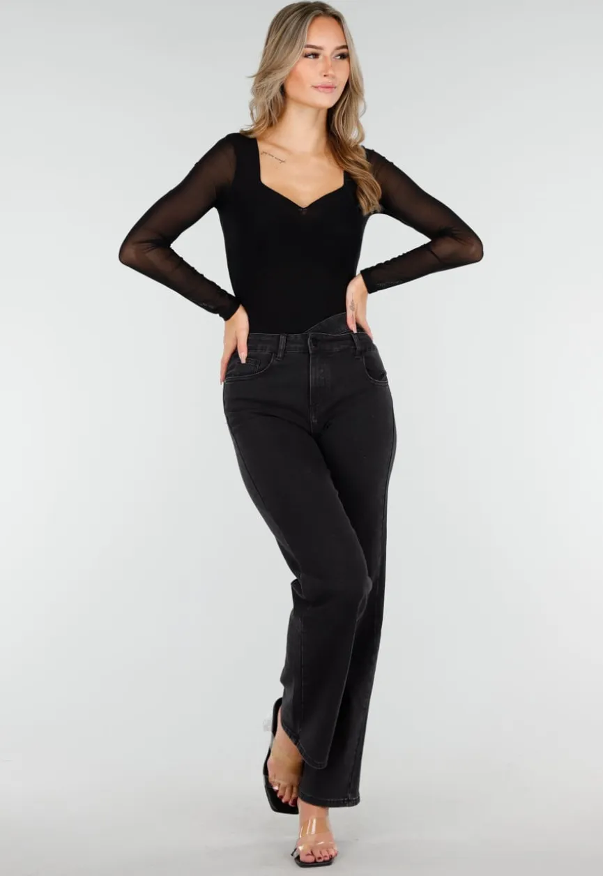 Zwarte Top met Mesh Mouwen en Hartvormige Halslijn