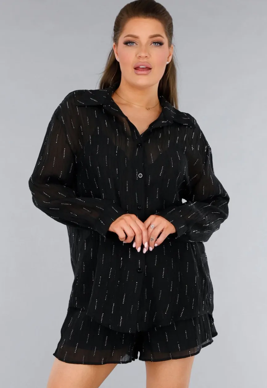 Zwarte Tweedelige Set met Doorschijnende Blouse en Elastische Short
