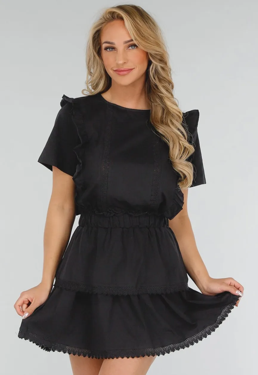 Zwarte Two Piece Set met Ruches, Korte Mouwen en Embroidery details