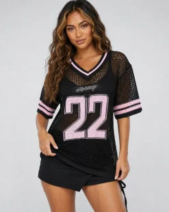 Zwart Gebreide Jersey met Roze Cijferprint en Korte Mouwen