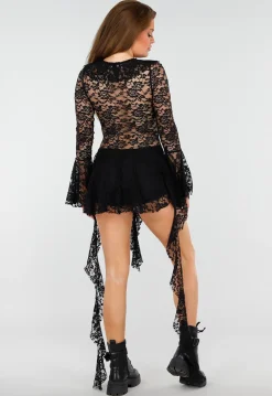 Zwart Kanten Jurkje met Asymmetrische Zoom en Trompetmouwen